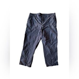 ✨Black Kirkland canvas straight leg cargo pants✨